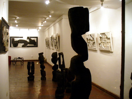 MARIUS OVIDIU BURHAN - Lucrari din Expozitia "Intre alb si negru", Galeria Caminul Artei, Bucuresti 2006