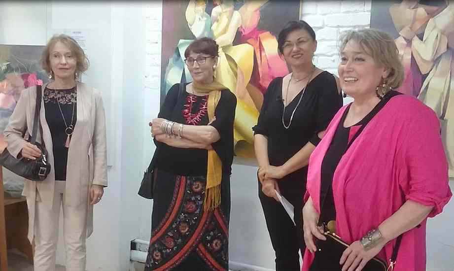 Rodica Toth Poiata cu Elena Stanescu Surdu, Mimi Necula şi Georgeta Grabovschi la